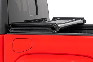 Jeep Gladiator Soft Tri-Fold Bed Cover - Rough Country - Tri-Fold Design, Weatherproof Seal, 6061 Aluminum Frame - '20-'25 Jeep Gladiator Soft Tri-Fold Bed Cover - Rough Country - Tri-Fold Design, Weatherproof Seal, 6061 Aluminum Frame - '20-'25